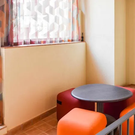 Bona Casa Espectacular Duplex Con Terraza Apartment Besalu