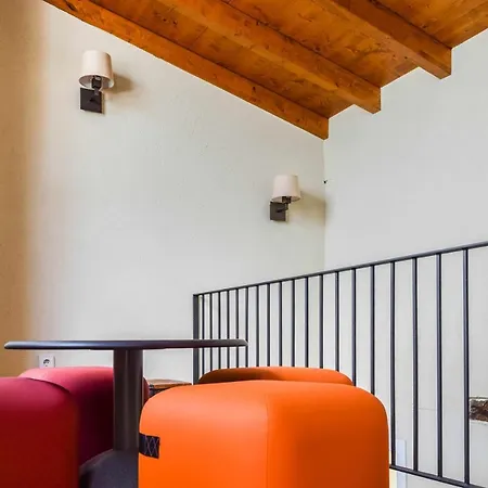 Bona Casa Espectacular Duplex Con Terraza * Besalu